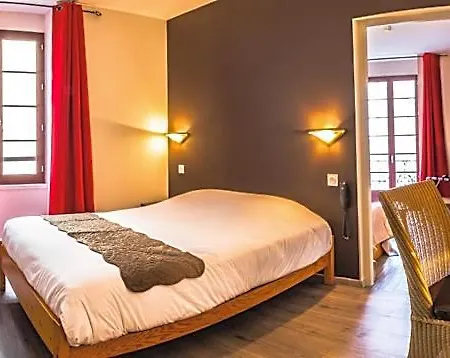 Theatre Hotel