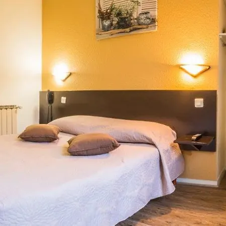 Hotel Theatre 2*